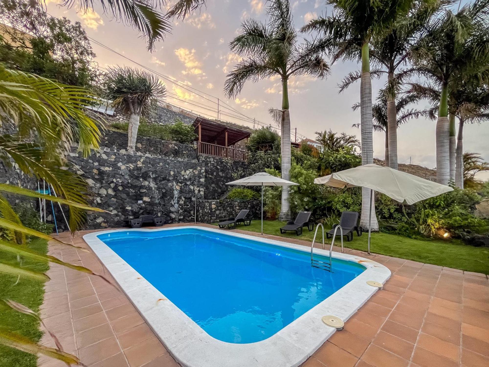 Lightbooking Los Morales Mazo 外观 照片