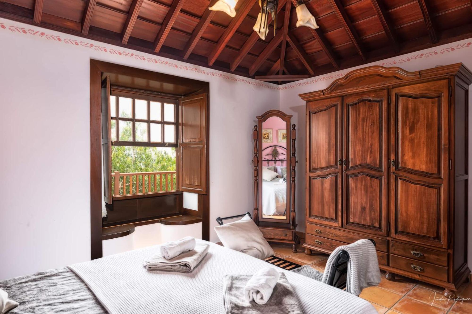 Lightbooking Los Morales Mazo 外观 照片